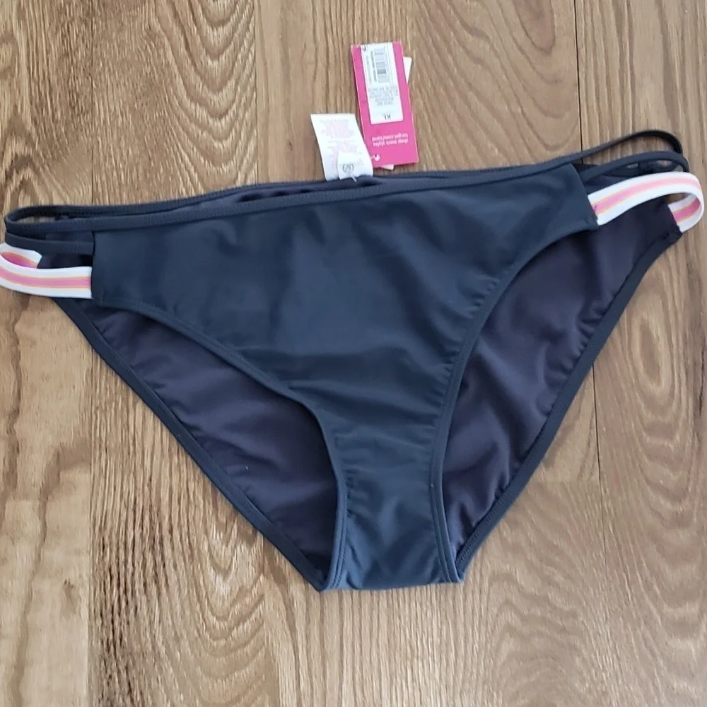 Xhilaration swim bottom  cheeky style